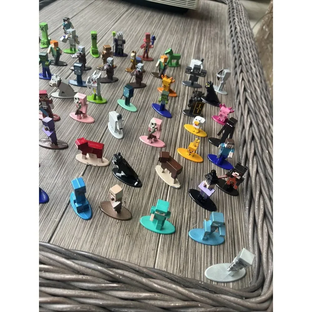 Lot of 80 Diecast Sonic / Minecraft Nano Figures Jada Toys Metal Figurines
